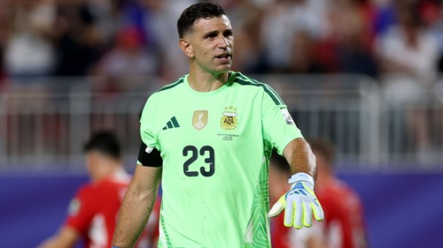 Martinez to fight for Juve move