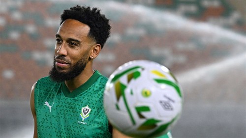 Aubameyang closes in on surprise move to Spain