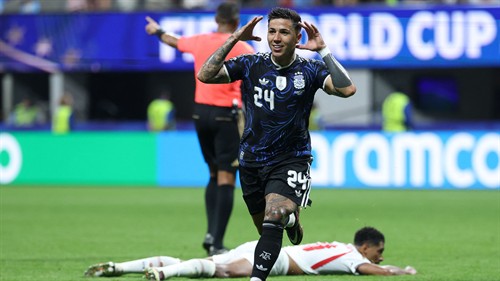 Fernandez trolls England with savage social media post