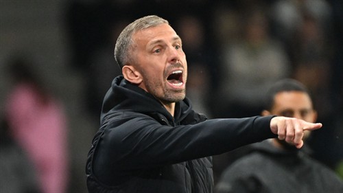 Premier League side in talks over surprise move for Dutch goalkeeper