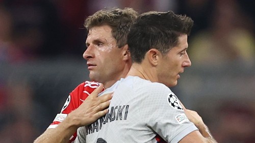 'What a game!' - Lewandowski and Muller reunite after cancelled MLS clash