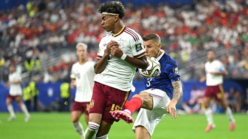 Yamal sits out Spain training with strapping on thigh ahead of World Cup final