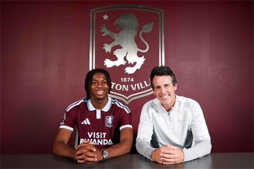Aston Villa beat Newcastle to Freiburg star Manzambi signing