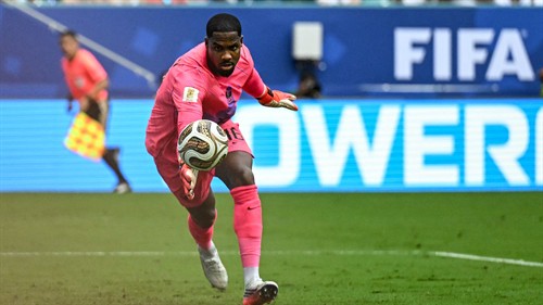 Saka hat-trick powers England past France in 10-goal thriller
