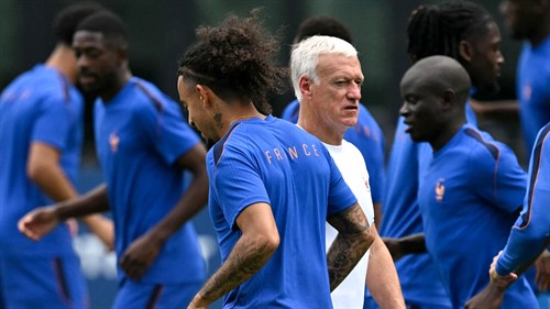 Deschamps: France don't want England play-off