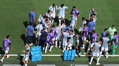 Messi goes missing as abject Argentina pay for Enzo red card
