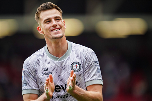 Man United goalkeeper Radek Vitek confirms interest in summer exit