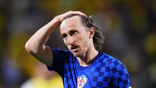 Modric agrees new AC Milan deal and retires internationally