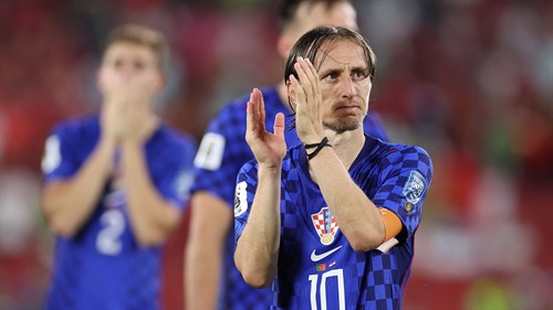 Modric agrees new AC Milan deal and retires internationally