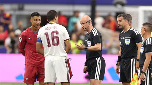 He sealed the end of Ronaldo's dream.. Premier League legend announces his retirement