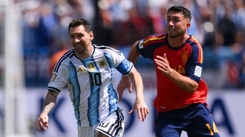 Barcelona plan Laporte contact after impressive World Cup