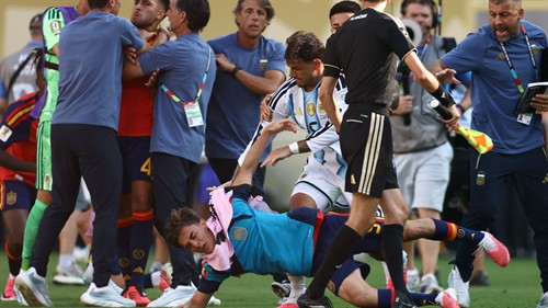 'I'd have headbutted him!' - Zlatan slams Spain players' response to Paredes