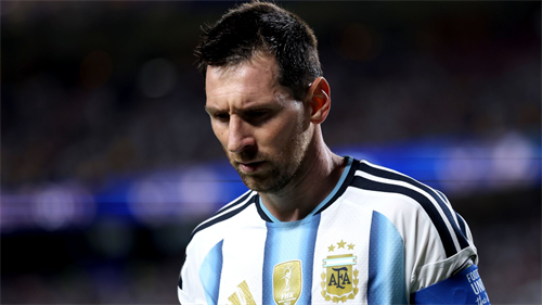 Scaloni opens up on Messi and Martinez retirement rumours