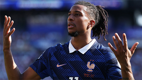 Olise sent ‘another year’ transfer message amid Real links