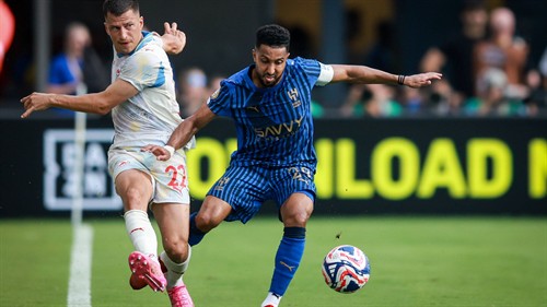 Between dreams of retirement and refusing the bench: the secrets of the mystery threatening Salem Al-Dawsari's throne!