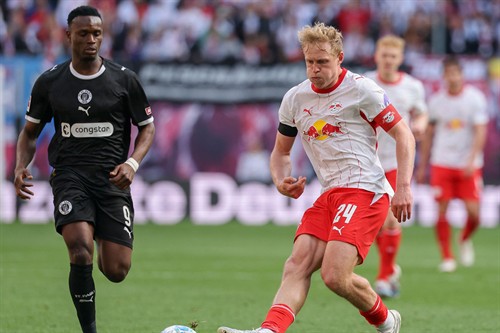 Glasner reunites with ex-pupil as Forest confirm first signing under new boss