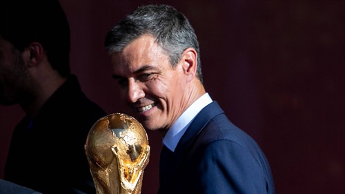 Seven words reveal the truth: did Spain's star deliberately snub the prime minister?