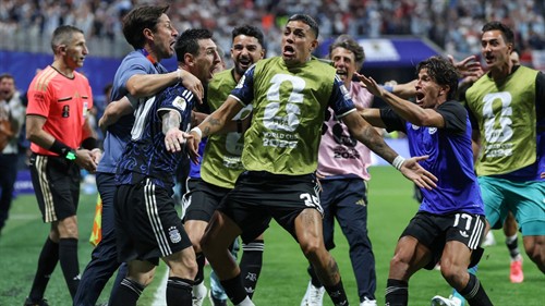 Scaloni's assistant shuts down rumours of a rift in the Argentina camp