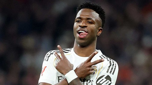 Transfer domino: Vinicius boosts Barcelona's biggest dream