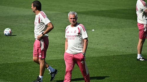 A new side to the coach: Mourinho abandons a flaw from his first era at Real Madrid