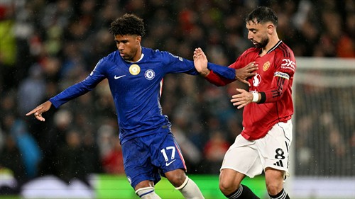 Mount hails 'brilliant' Santos after dominant Utd win
