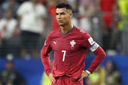 Cristiano Ronaldo to act and produce in new football drama series alongside Thierry Henry