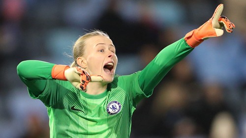 Hannah Hampton signs new contract at Chelsea