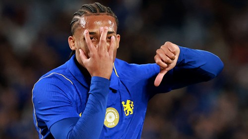 Joao Pedro hat-trick seals dramatic Chelsea win on Alonso debut