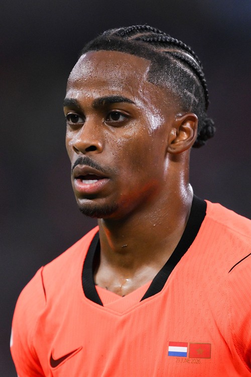 The curse of money: will the Mbappé and Vinícius drama move from Real Madrid to Al-Hilal?