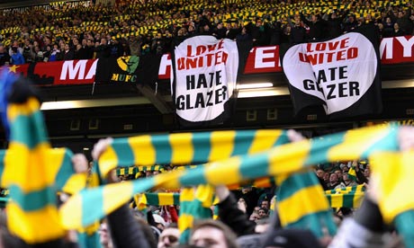 United kiosk worker sacked for wearing green and gold scarf at Old Trafford