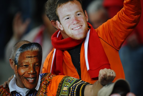 England 0-0 Algeria: Supporters cheer