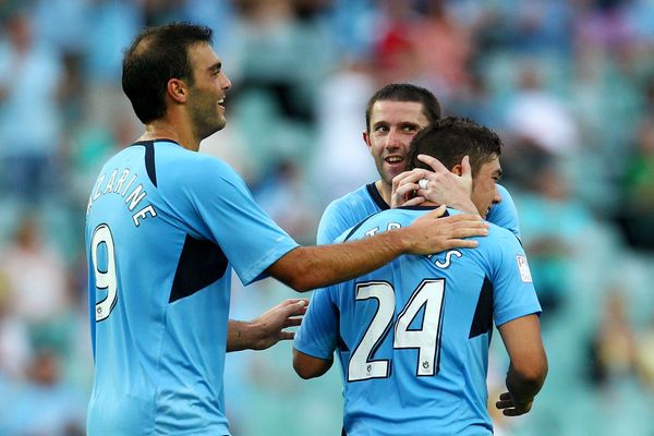 Sydney brushes Gold Coast aside