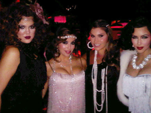 Flapper Kim is Eva so stylish