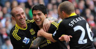 Suarez seals Liverpool victory