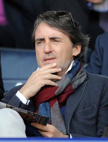 Roberto Mancini: back me and make history