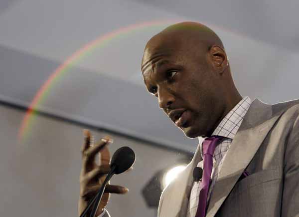 Lamar Odom wins NBA Sixth Man of the Year