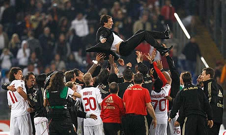 Milan win Italian title to end Internazionale's dominance