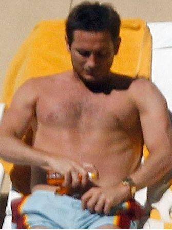 Frank Lampard has a sweet holidy with his girlfriend