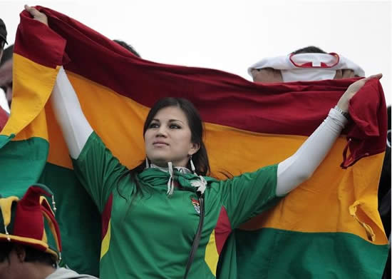 Female football fans light uppa the Copa America