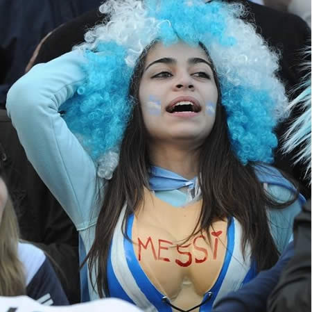 Female football fans light uppa the Copa America