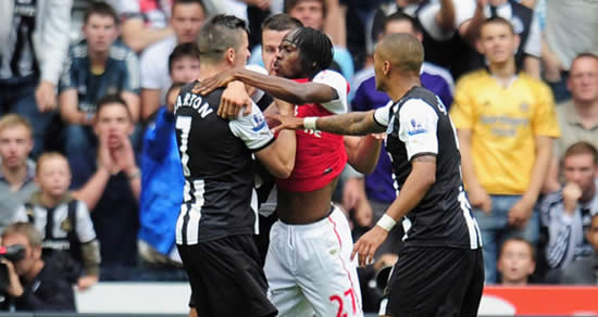 Gunners and Toon charged - Song hit with violent conduct charge; Gervinho appeal