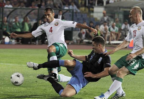 Bulgaria 0 England 3: Fabio's Lions of Sofia - pity about the shirt, but rampant England answer manager's call for pride