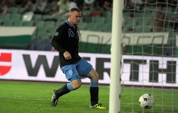 Bulgaria 0 England 3: Fabio's Lions of Sofia - pity about the shirt, but rampant England answer manager's call for pride