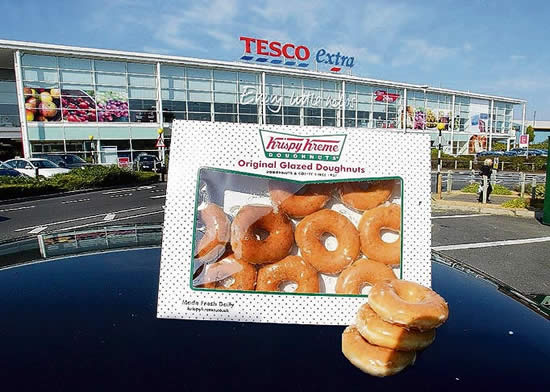 Man United goalie David de Gea caught nicking £1.19 doughnut - Mega-rich keeper's Tesco Krispy Kreme quiz