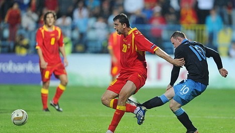 Spain a pain for Wayne as Fabio freezes him out until Euro 2012