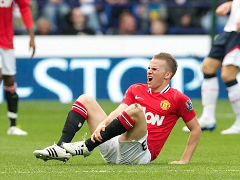 United reward Cleverley for breakthrough with new deal until 2015