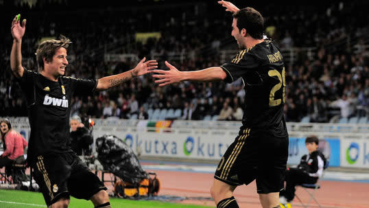 Real Madrid leap to La Liga summit