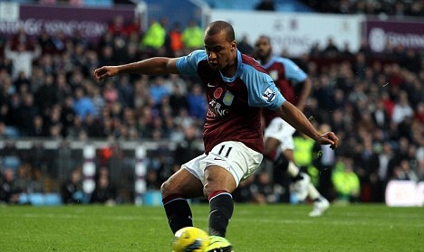 In-form Agbonlahor can fill Rooney's boots for England, Bent tells Capello