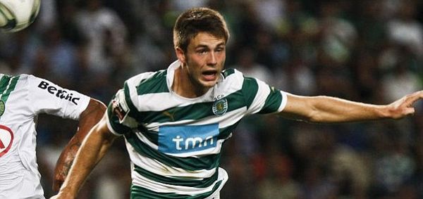 Ricky van Wolfswinkel watched by Chelsea as well as Manchester United