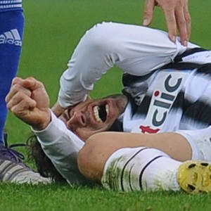 Del Piero has eight stitches in face